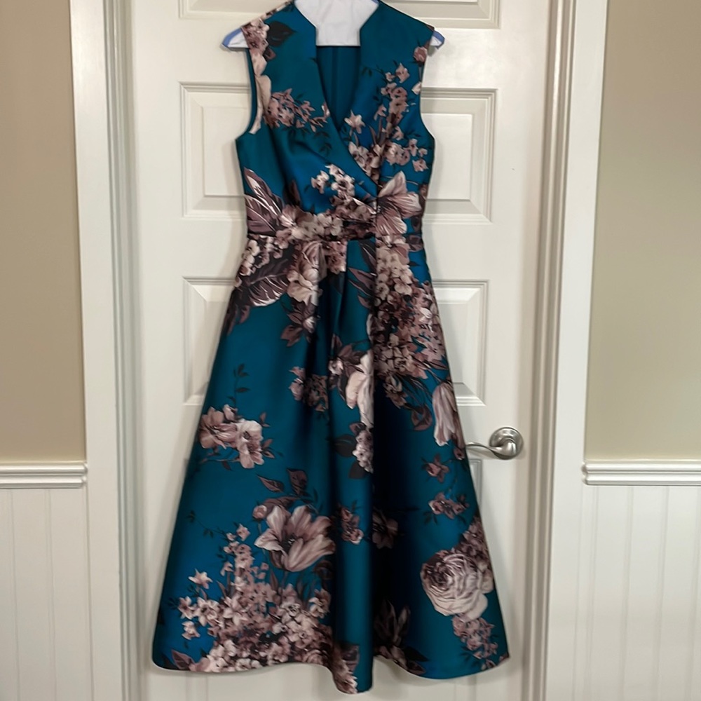 KAY UNGER Galina Floral Jacquard Print Gown Midi Dress With Pockets